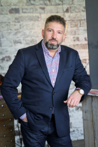 We carry your load to the top like sherpas, to reach your goal. We organize, we help and we solve problems